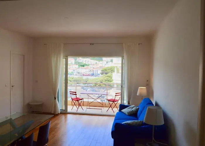 La - Hyper Centre - Vue Port & - Climatisation * Cassis